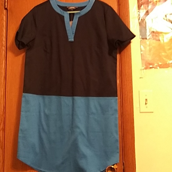 Dress - Picture 1 of 3